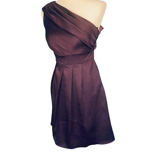 Jenny Yoo Hammered Satin One Shoulder Dress Plum Size 2 - Picture 4 of 7